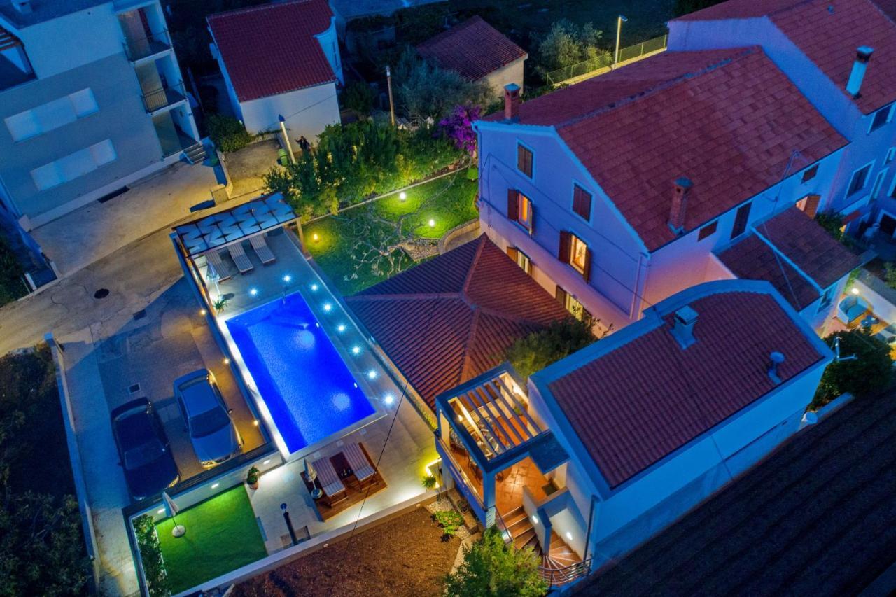 Apartments Guc Преко Екстер'єр фото