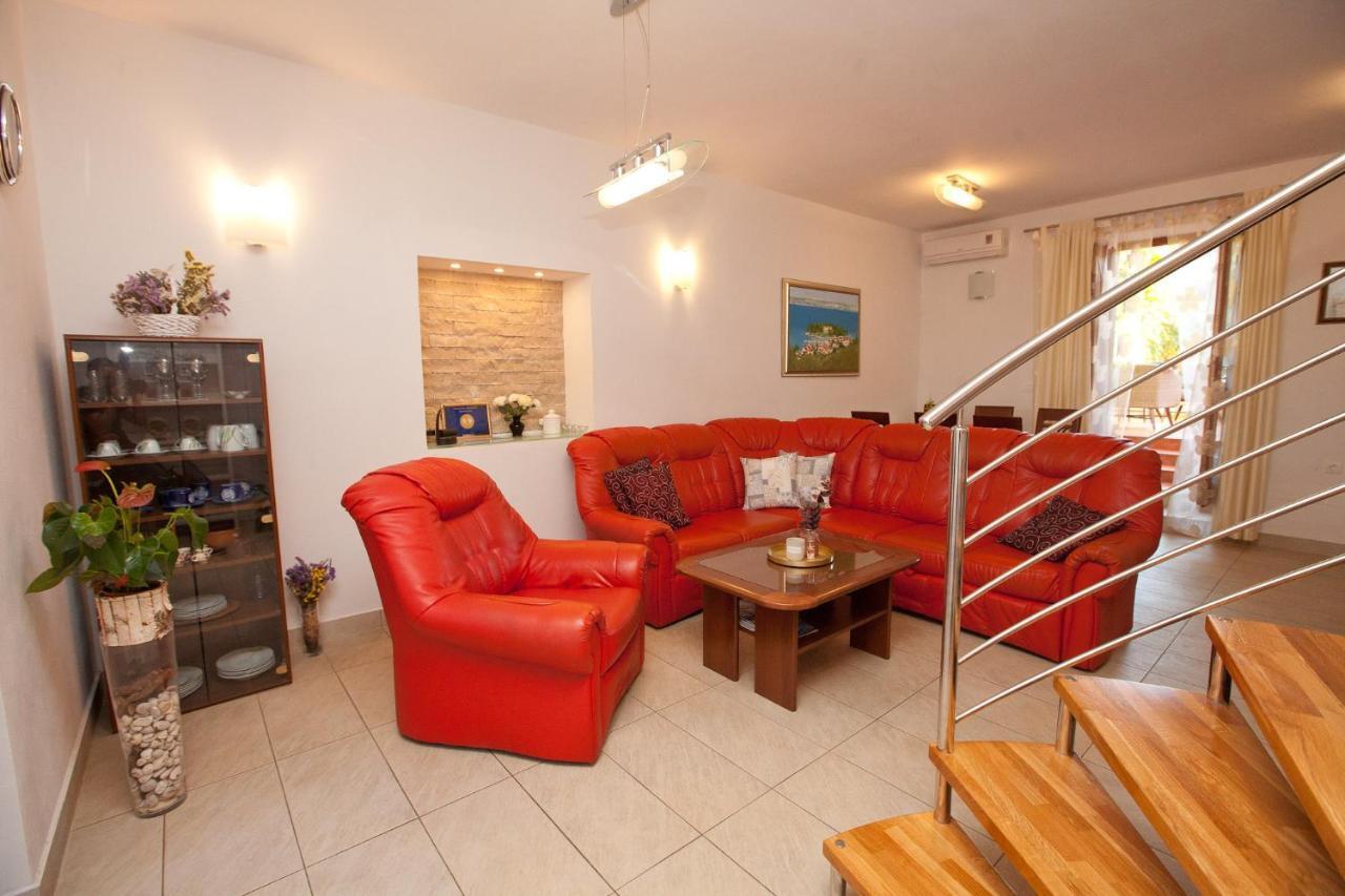 Apartments Guc Преко Екстер'єр фото