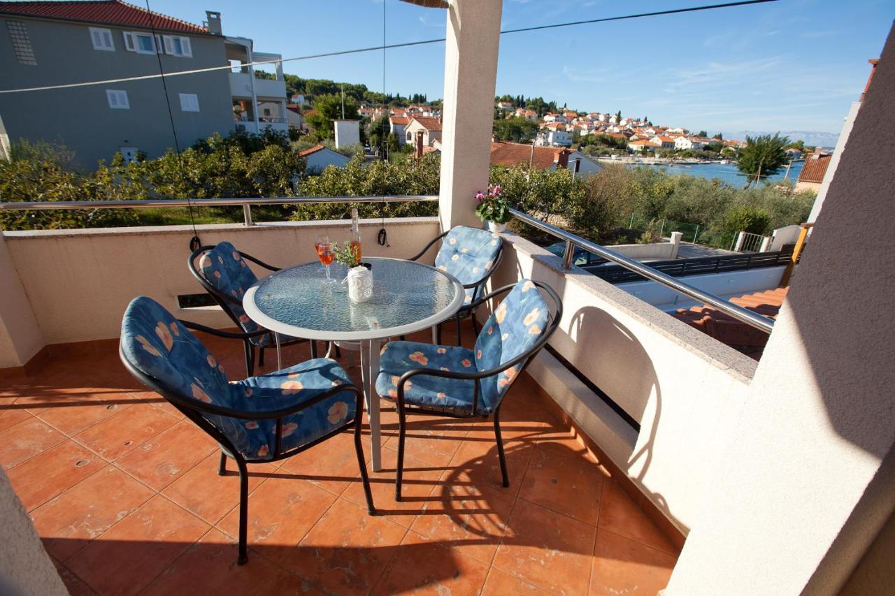 Apartments Guc Преко Екстер'єр фото
