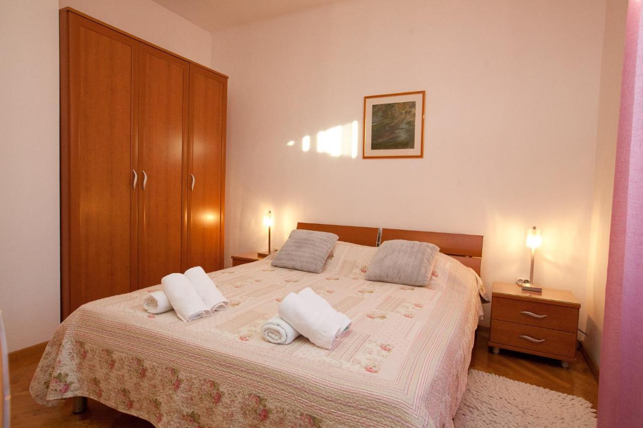 Apartments Guc Преко Екстер'єр фото