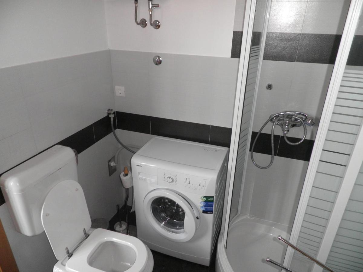 Apartments Guc Преко Екстер'єр фото